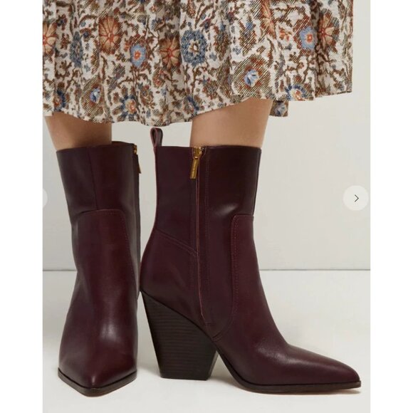 Veronica Beard Logan Pointed Toe Ankle Boots Heels Red Leather Zip US 7 $498 - Picture 1 of 12